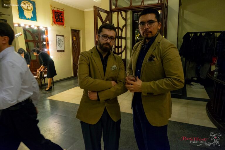 60340107_561708171023176_5452014924148506624_n