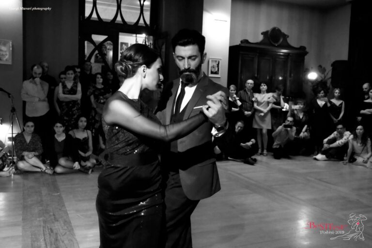 61029358_566821187178541_4625065292525993984_n